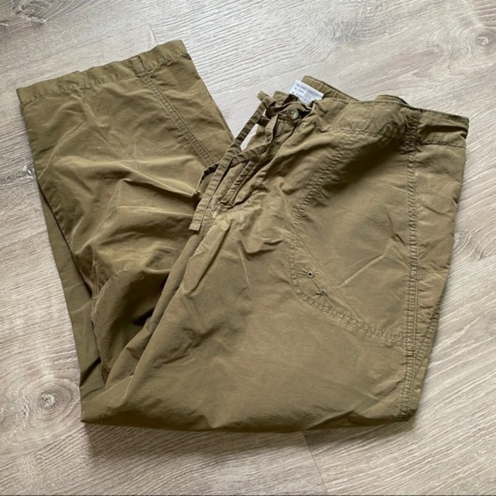 SALE 4 for $20!!!! Columbia L Anytime Outdoor™ Capri Olive outdoor hiking easy